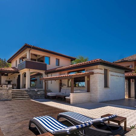 Villa Cook With Sea View - Heated Pool - At Балчик Экстерьер фото