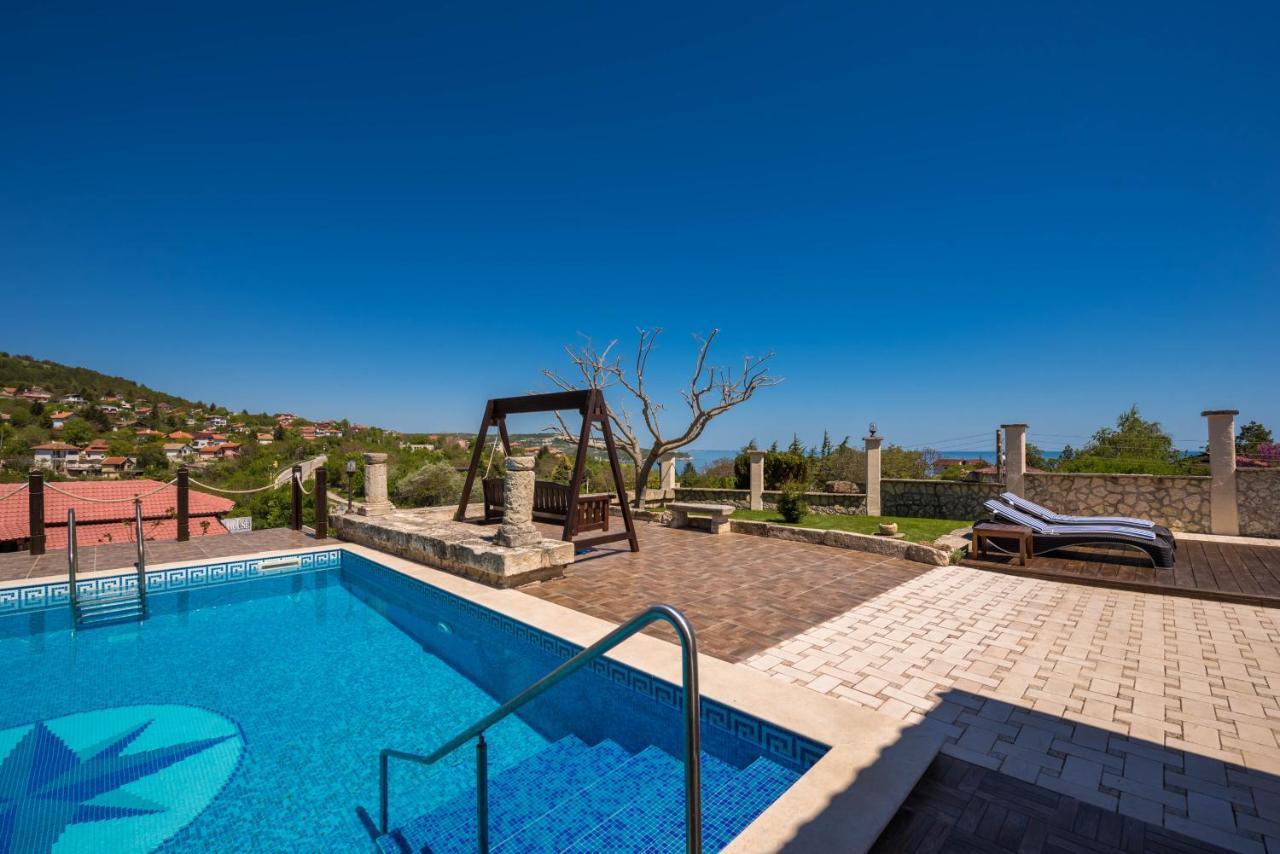 Villa Cook With Sea View - Heated Pool - At Балчик Экстерьер фото
